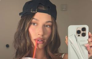 Hailey Bieber succombe aux « Ice Cream Nails », la manucure la plus cool de l’été