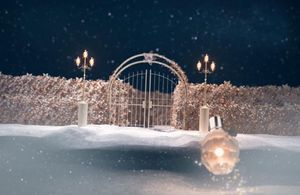#PrêtàLiker : la magie olfactive des fêtes de Noël revisitée par Viktor & Rolf