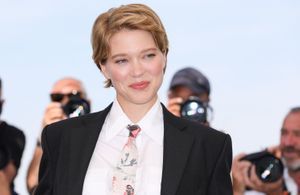 Cannes 2022 : Léa Seydoux affiche un teint glowy et rayonne sur le tapis rouge   
