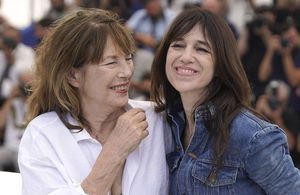 Cannes 2021 : Charlotte Gainsbourg et Jane Birkin, iconique duo mère-fille  
