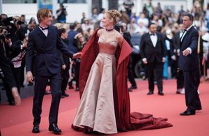 Le jour où Uma Thurman a monté les marches de Cannes avec son fils Levon Roan
