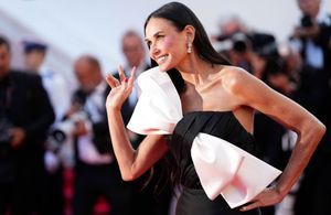 Cannes 2024 : Demi Moore, Omar Sy, Greta Gerwig… La cérémonie de clôture en images