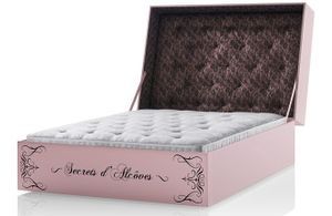 Ultra-sensuelle, la collection de lits signée Chantal Thomass