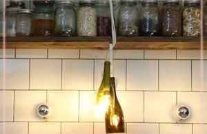 DIY : fabriquez une lampe avec des bouteilles en verre