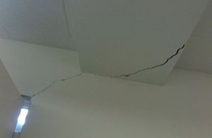 Réparer un plafond ou un mur fissuré