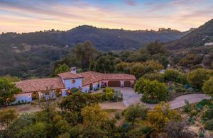 Maison de star : Renée Zellweger vend sa maison en Californie, visite