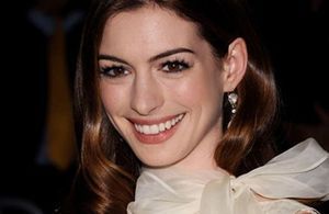 Anne Hathaway et James Franco animeront les Oscars