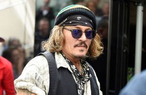 Johnny Depp : découvrez la première photo de l’acteur en Louis XV, dans le prochain film de Maïwenn