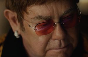 « The Boy and The Piano » : cette pub de Noël avec Elton John va vous émouvoir