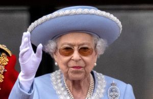 Mort d'Élisabeth II : des Beatles aux Sex Pistols, ces chansons (plus ou moins tendres) sur la reine