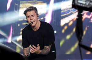 #PrêtàLiker : Justin Bieber reprend les Boyz II Men lors d’un concert