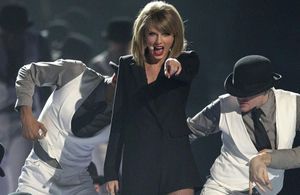 Taylor Swift : voici les stars ridiculisées dans son nouvel album « Reputation »