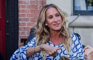Anne-Élisabeth Lemoine fait pleurer Sarah Jessica Parker dans « C à vous »