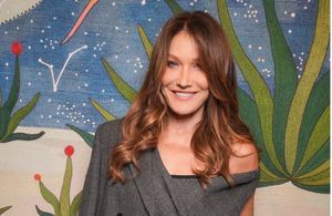 « À mon époque, on était vraiment moins filiformes » : Carla Bruni donne son avis sur les corps des mannequins d’aujourd’hui