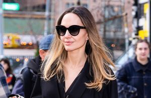 Angelina Jolie succombe à la couleur de la saison