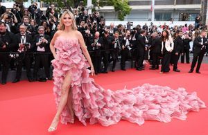 Jeux de jambes : les stars multiplient les robes fendues sensuelles sur le tapis rouge à Cannes