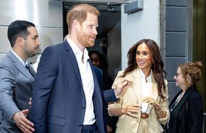 Meghan Markle adopte le tailleur en lin, parfait pour les beaux jours 