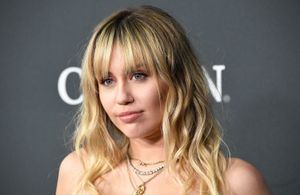 Miley Cyrus : on copie son look dandy inspiré de « Peaky Blinders »