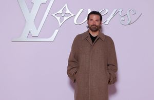 Omar Sy, Bradley Cooper, Travis Scott …  les célébrités au défilé Louis Vuitton