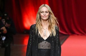 Vanessa Paradis illumine le Festival Lumière de Lyon dans une robe décolletée
