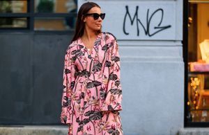 Street style : comment porter la robe rose ? 