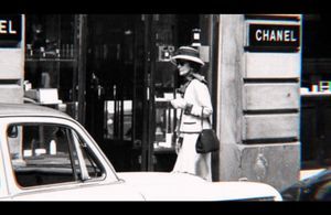 EXCLU Chanel célèbre sa collection Métiers d’art dans un film signé Sofia Coppola