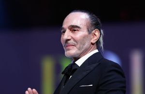 "Mon âme sourit" : John Galliano annonce avec émotion son clap de fin chez Maison Margiela