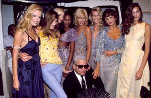 Karl Lagerfeld : les plus beaux clichés des Supermodels dans les années 90 