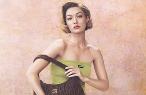 Miu Miu transforme Gigi Hadid en 5 œuvres d’art rétro dans sa nouvelle campagne