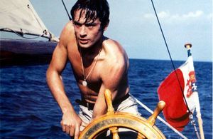Alain Delon : les plus belles photos rétro de l'acteur