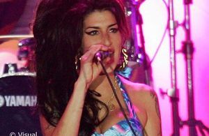 Amy Winehouse huée lors de son concert à Belgrade