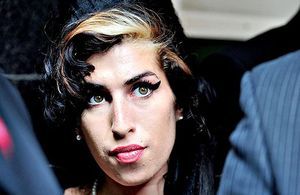 Amy Winehouse, le parcours chaotique de la diva soul