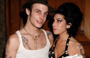 Amy Winehouse : son ex avoue l’avoir entraînée dans la drogue