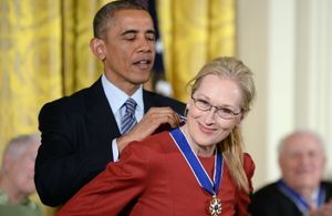 Barack Obama avoue publiquement son amour à Meryl Streep