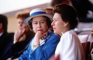 Elisabeth II et la princesse Margaret, deux sœurs unies sous le poids de la monarchie