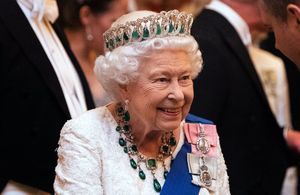 Elizabeth II : cette somme mirobolante dépensée pour ses cadeaux de Noël