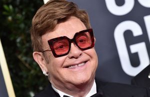 Elton John : des lycéens l’émeuvent en reprenant « I’m Still Standing »