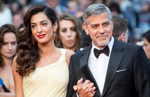 Explosions à Beyrouth : le généreux don d’Amal et George Clooney pour la population