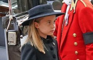 Funérailles d'Elisabeth II : cet adorable moment entre Harry et sa nièce, la princesse Charlotte (vidéo)