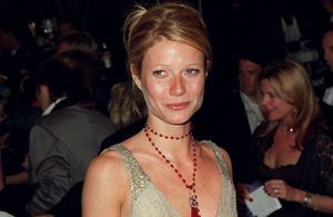 Gwyneth Paltrow critiquée pour avoir mis aux enchères l’une de ses robes portée aux Oscars