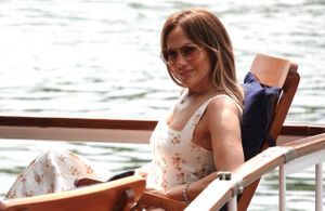Jennifer Lopez : en lune de miel, elle relance la mode des ballerines 