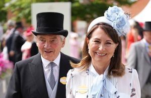 Kate Middleton : ses parents font une apparition remarquée au Royal Ascot aux côtés de William