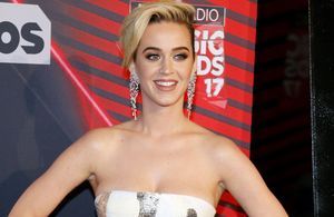 Katy Perry dévoile une vidéo prise lors de son accouchement à l’occasion de la fête des pères