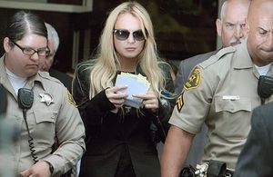 Peut-on encore sauver Lindsay Lohan ?