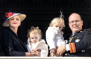 Pourquoi Charlène de Monaco annule-t-elle ses engagements dans la principauté ?