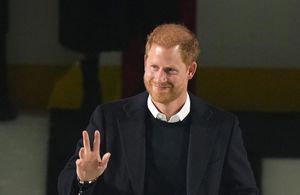 Prince Harry : cette tendre anecdote sur sa mère Lady Di et John Travolta 