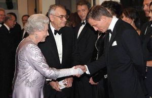 Quand Elisabeth II se moquait gentiment de Daniel Craig