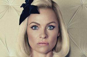 Métamorphosée, découvrez le nouveau visage de Pamela Anderson
