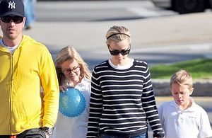 Reese Witherspoon : lune de miel en famille à Bélize