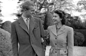 Scandale royal : Elisabeth II et le prince Philip face aux rumeurs d’infidélité